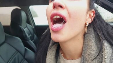 Mouthful of cum near the road