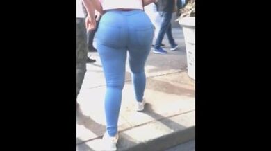 pink shirt big bubble ass