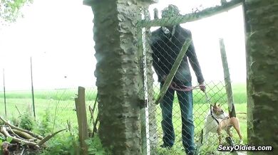 French mature lady Liliane fucks bbc in condom