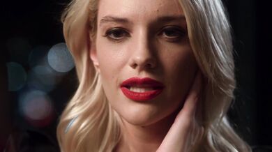 Deeper. Domme Kenna Shares Her Favorite Sub Coco With Oliver - Kenna James