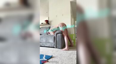 Wife giving blowjob to stranger