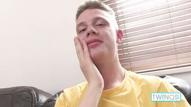 Fit Muscled Blonde Leon N Rubs His Big Cock And Deep Fingers His Butt Hole!