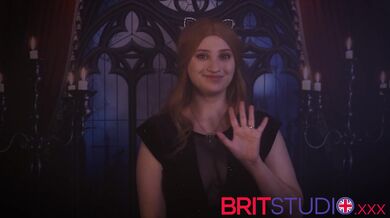 Introducing our newest performer - The insanely gorgeous Victoria Greene!