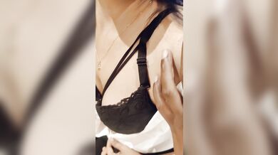 HOT Receptionist Fucked in Hotel Hindi Audio Sex