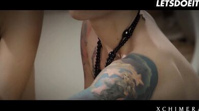 Hungarian Slut Amirah Adara Enjoys Retro Fetish Sex With Big Dick Lover - LETSDOEIT