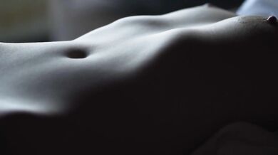 【ASMR】 Fingered to multiple orgasms and Cum on abs