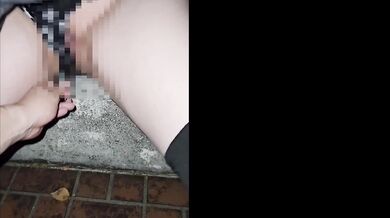 ご主人様と外で楽しみます…途中で他の人にバレそうにもなって興奮が治まらない…