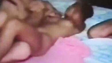 2 Thai Girls Picked Up By Tourists in Bangkok