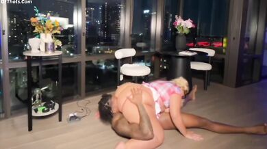 Phat Ass White Girl Vs BBC