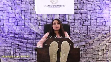 Bridgette Ticklish Feet