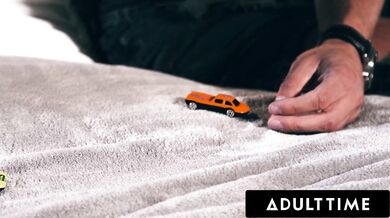 Goth Babe Charlotte Sartre Gets Horny When You're Sad!