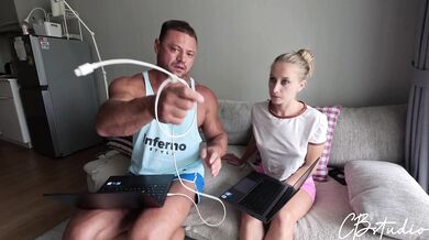 АААААА! Что вы делаете?! Это же моя попка!