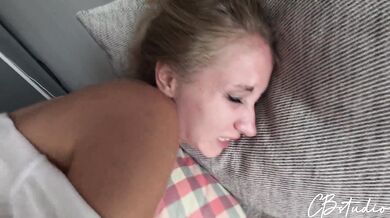 АААААА! Что вы делаете?! Это же моя попка!