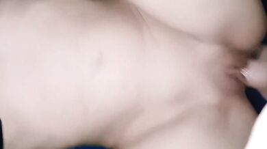 Bugilin Dedek ABG Ngentot Memek Sempit