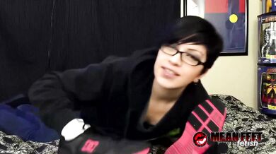 Nerdy Babe Shows Off Her Shoes On Her Hand