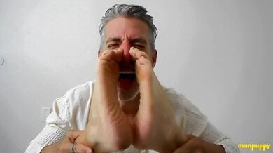 Yoga DILF Worships His Foot