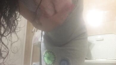 Horny wife masturbate and share it with u