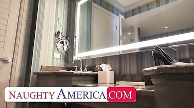 Alexis Fawx Tips Bell Boy With Pussy