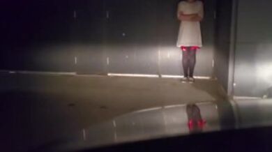 public piss on pixie