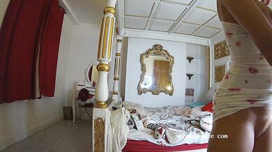 Lantaland - Clipping My Pubes And Sending It To You