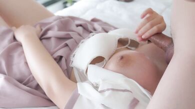 【無修正】可愛い制服でねっとりフェラ。きんたま舐め手コキ。