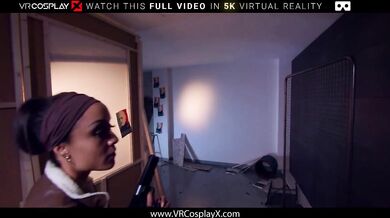 Ebony Alyssa Divine In Half Life Parody