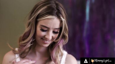 2 Horny Teens Have Sex With Hot MILF