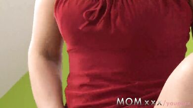 MOM Mature Brunette Loves it from behind