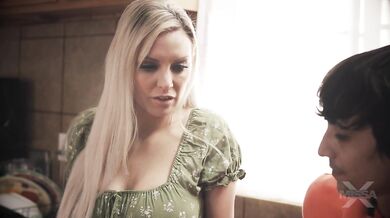 Kenzie Taylor Kitchen Screw In 4K