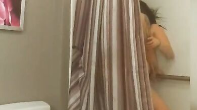 My friends girlfriend got let in hotel alone while he went to the store