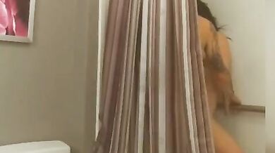 My friends girlfriend got let in hotel alone while he went to the store