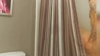 My friends girlfriend got let in hotel alone while he went to the store