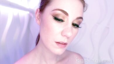 Hot Redhead Gives Excellent Oral Services