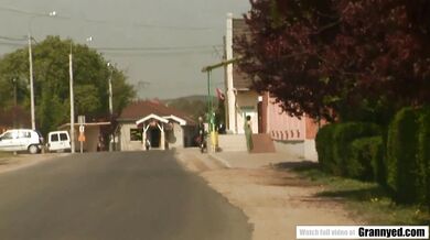 Hungarian Mature Doesn't Wear Pants For A Faster Fuck