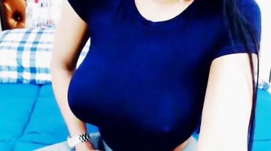 Brunette Model Reveals Her Big Breasts on Webcam