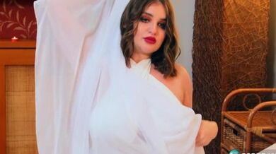 Molly Evans: Goddess In The Flesh - Goddess BBW