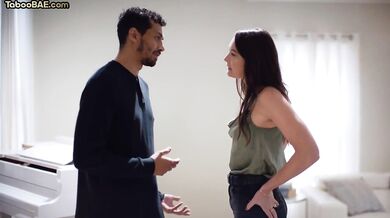 Bigbooty hottie pussyfucked by BF