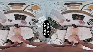 UP CLOSE VR All Natural Chanel Camryn Has MULTIPLE QUIVERING ORGASMS From Kyle Mason's Huge Dick - Petite Deepthroat