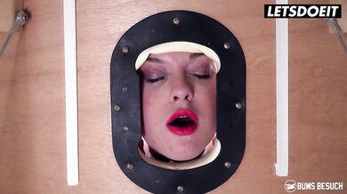 Vinna Reed Has Her Tight Pussy Drilled Good By Large Cock - LETSDOEIT