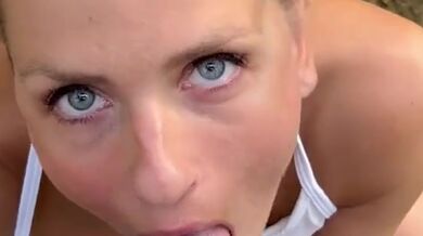 Schnuggie91 sucks cock and fucks doggy style outdoors - Mydirtyhobby