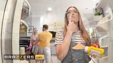 BRAZZERS - Seth Has No Chance Of Resisting Blonde MILF Jenna Starr's Big Beautiful Tits And Juicy Ass - Jenna Sativa