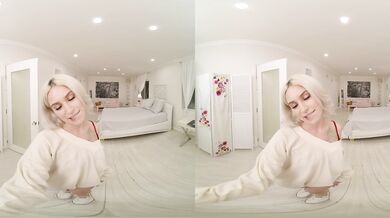 Kiara Shows Up Unexpectedly and Turns Quiet Time Into the Hottest Surprise of Your Life