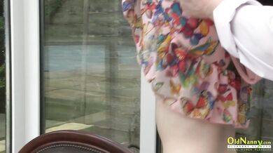OldNannY British Mature Lesbian Performance