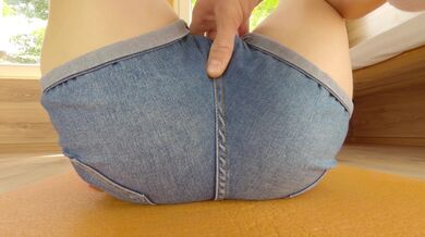 Roommate Gets Pussy Eaten Banging After Orgasm CLOSE UP