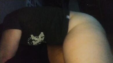 Best friends pawg ex stopped by to explain her side of the story on why they broke up.
