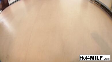 Gorgeous Mature Babe Loves Taking His Big Black Cock