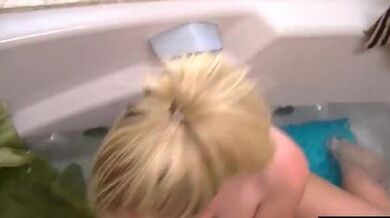 I caught my girlfriend masturbating in the tub and she wants my dick