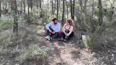 Alicieuse Finds Comfort In The Forest