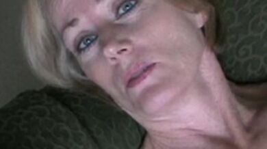 Amateur mature blonde housewife likes to party and fuck