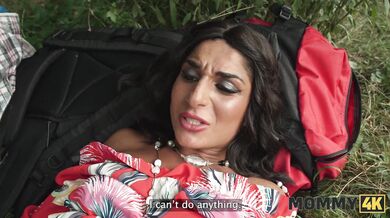 MOMMY4K. Horny Mommy is too sneaky and used her chance to fuck. Hot sex with Valentina Sierra & Joe